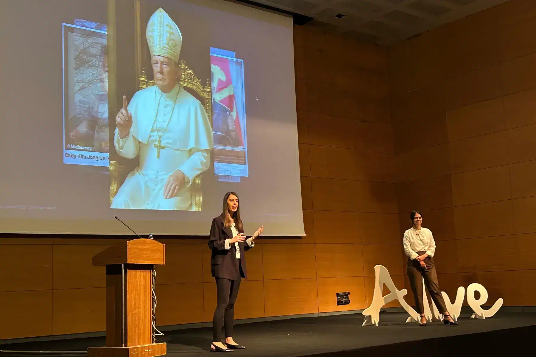 Commencis Design Team Took the Stage at Alive’25